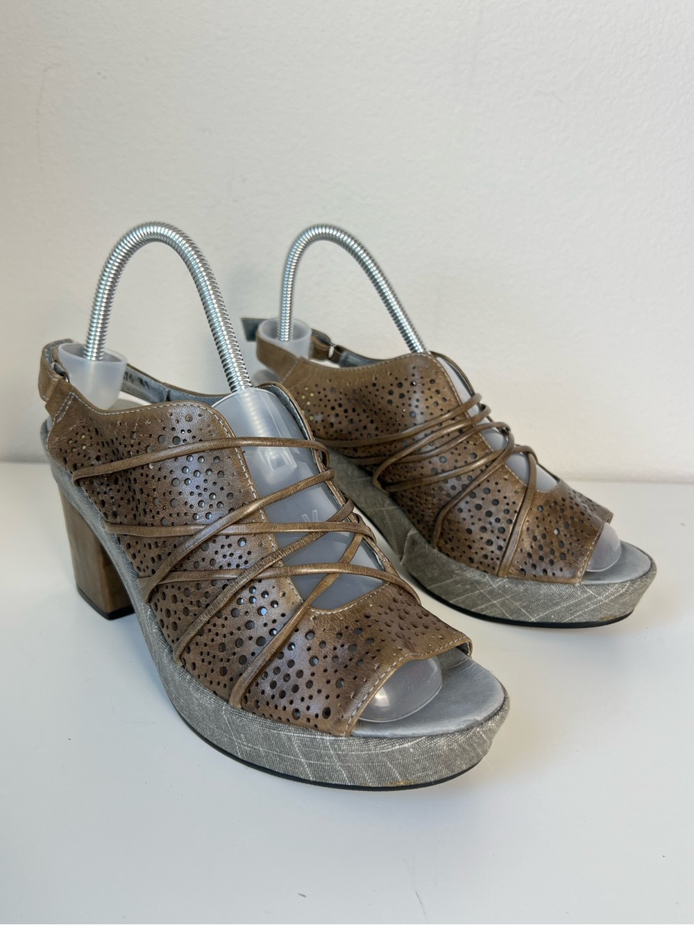 Antelope Y2K Boho Sandals EU‎ 41 US 10 Brown Leather Denim Platform Heels Comfy